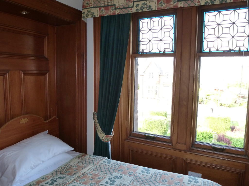 Somerton House Hotel Lockerbie Room photo
